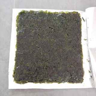 [해림맛김] 들기름에 구운 바삭바삭 김 4종 세트 + 1종 랜덤발송 총5개입 — 5점을 준 리뷰어가 2021년 2월 올린 사용 사진
