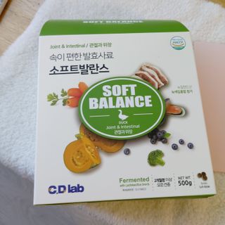 씨디랩 속이 편한 강아지 사료 소프트발란스 기호성 좋은 발효사료 피부와 위장 관절과 위장 — 4점을 준 리뷰어가 2021년 3월 올린 사용 사진
