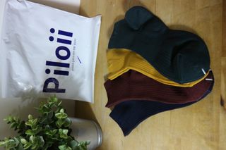 [사이즈가 있는 양말 필로이] 남/여 골지 발목 양말 4족 세트 남【S, M, L, XL】여【S, M, L】_컬러 랜덤 — 5점을 준 리뷰어가 2022년 6월 올린 사용 사진