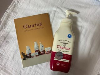 카프리나 산양밀크 모이스춰라이징 바디로션 350ml(오리지널향) — 5점을 준 리뷰어가 2023년 4월 올린 사용 사진