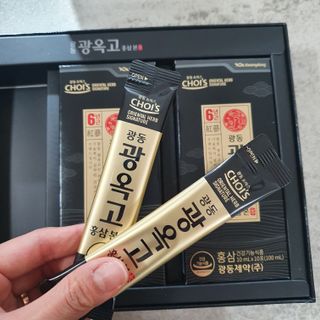 [광동제약] 광동 광옥고 홍삼 본 30포+쇼핑백 증정 — 5점을 준 리뷰어가 2021년 12월 올린 사용 사진