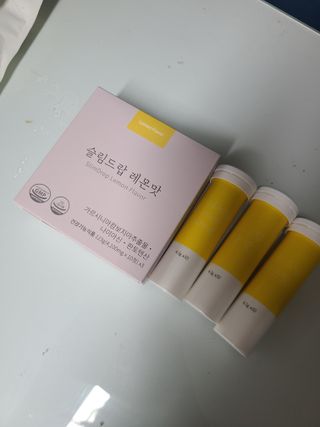 [슬림드랍] 건기식 다이어트 보조제 겸 비타민 — 5점을 준 리뷰어가 2021년 12월 올린 사용 사진