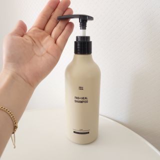 패스트힐(fast heal) 패스트힐 탈모증상완화샴푸 470ml — 5점을 준 리뷰어가 2023년 9월 올린 사용 사진