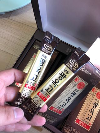 [광동제약] 광옥고 홍삼 본 밸런스 1박스 30포 — 5점을 준 리뷰어가 2021년 9월 올린 사용 사진
