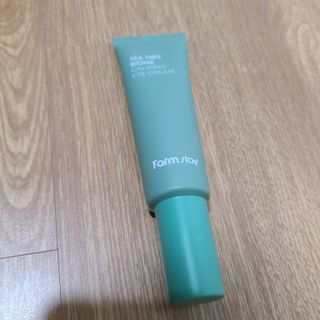 팜스테이 티트리 바이옴 카밍 아이크림 — 3.5점을 준 리뷰어가 2022년 2월 올린 사용 사진