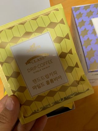 (주)쟈뎅 쟈뎅 클래스 핸드 드립 커피 10P 2종_디카페인 1종+랜덤 플레이버 1종 — 5점을 준 리뷰어가 2021년 3월 올린 사용 사진