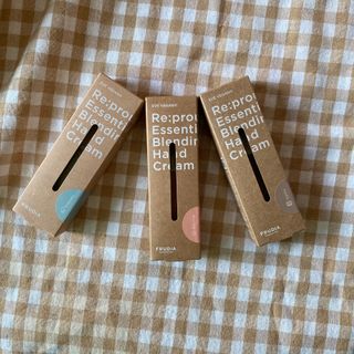 [후르디아] 끈적임 없는 착한성분 비건  핸드크림 3종 — 4.5점을 준 리뷰어가 2021년 10월 올린 사용 사진
