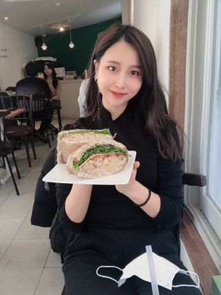 [실리그린] 샐러드 택1 + 샌드위치 택1 + 아메리카노1 — 5점을 준 리뷰어가 2021년 3월 올린 사용 사진