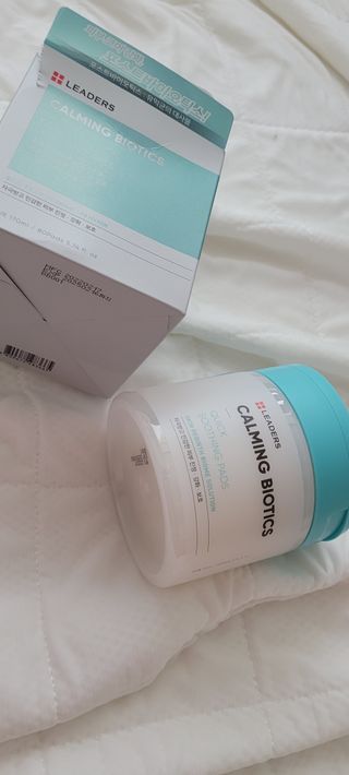 리더스코스메틱 리더스 카밍 바이오틱스 퀵 수딩 패드 — 5점을 준 리뷰어가 2022년 7월 올린 사용 사진