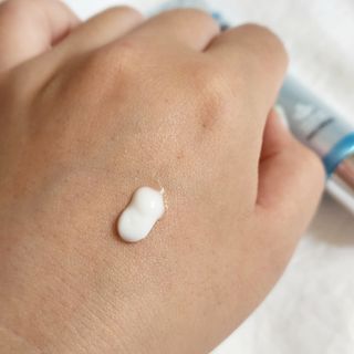 조아산코스메틱 승비 에센스 프리아포 오리엔탈 허브 크림 + 승비 에센스 프리아포 오리엔탈 허브 스킨 SET — 5점을 준 리뷰어가 2022년 5월 올린 사용 사진