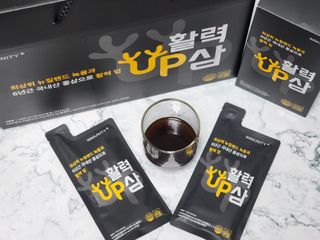 [이뮤니티플러스] 최고급녹용과 국내산 6년근 홍삼으로 활력업!!_ 활력UP삼 30포 1box — 5점을 준 리뷰어가 2022년 5월 올린 사용 사진