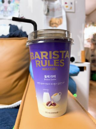 바리스타룰스 돌체 라떼 — 5점을 준 리뷰어가 2023년 4월 올린 사용 사진