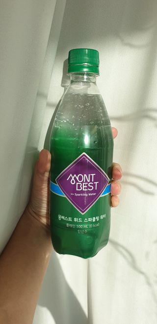 몽베스트 Montbest with Sparkling water Plain 20병 — 5점을 준 리뷰어가 2022년 12월 올린 사용 사진