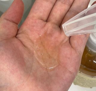 빅그린 안티 헤어로스 탈모 카렌듈라 바이옴 샴푸 500ml (지성두피용) — 4.5점을 준 리뷰어가 2022년 8월 올린 사용 사진