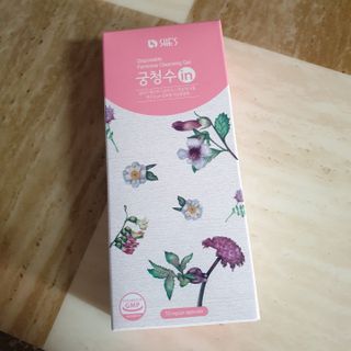 래디 한방 여성청결제 궁청수인 10개입 — 5점을 준 리뷰어가 2022년 5월 올린 사용 사진