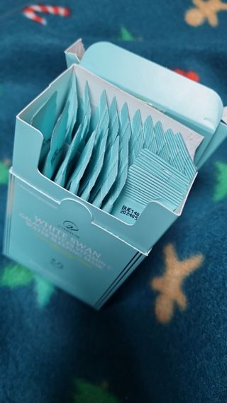 오투에니원 화이트 스완 갈락토미세스 비타민 C 워터 슬리핑 마스크 — 5점을 준 리뷰어가 2022년 12월 올린 사용 사진