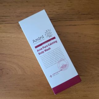 아미니 아크네 퓨어카밍 바디워시 500ml — 4.5점을 준 리뷰어가 2021년 7월 올린 사용 사진