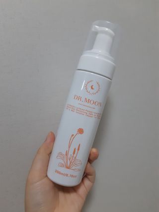 MF프리 [닥터문] 유산균 락토케어 질경초 여성청결제 200ml (폼타입) — 5점을 준 리뷰어가 2022년 9월 올린 사용 사진