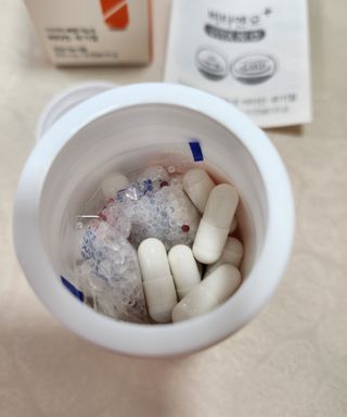 프리마인 성큼다가온 봄, 이너뷰티를 챙겨야 피부도 화사하게, 컨디션도 활기차게. 흡수율을 높인 고효율 비타민. — 5점을 준 리뷰어가 2023년 3월 올린 사용 사진
