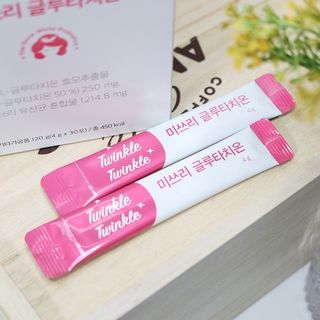 메디포스트 모비타 미쓰리 글루타치온 30포 — 5점을 준 리뷰어가 2022년 12월 올린 사용 사진