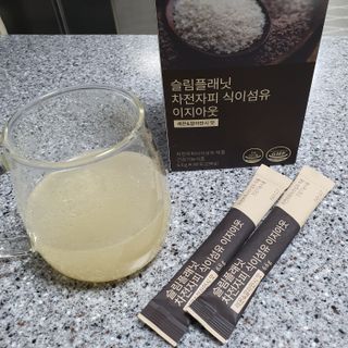 슬림플래닛 차전자피 식이섬유 이지아웃 — 4점을 준 리뷰어가 2021년 4월 올린 사용 사진