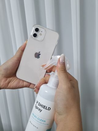 브이쉴드 살균 스프레이 300ml — 4점을 준 리뷰어가 2021년 7월 올린 사용 사진