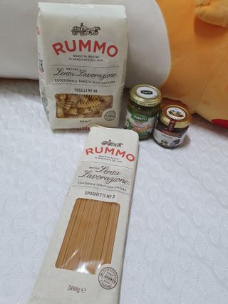 이탈리안 프리미엄 파스타 룸모 Rummo 파스타 2종 + 바질 페스토 + 블랙 트러플 페이스트 — 5점을 준 리뷰어가 2021년 7월 올린 사용 사진