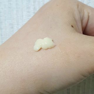 [NEW 탄력유턴 아이크림] AHC 유스 래스팅 리얼 아이크림 포 페이스 — 4.5점을 준 리뷰어가 2021년 3월 올린 사용 사진