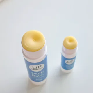 [립빠미] 립앤칙스 멀티밤 + 베리어립밤 2종 — 5점을 준 리뷰어가 2021년 8월 올린 사용 사진