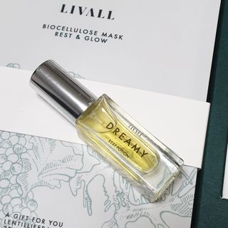 리브얼 | LIVALL 바이오셀룰로오스 마스크 레스트 앤 글로우 33ml  x 3개입 — 5점을 준 리뷰어가 2022년 6월 올린 사용 사진