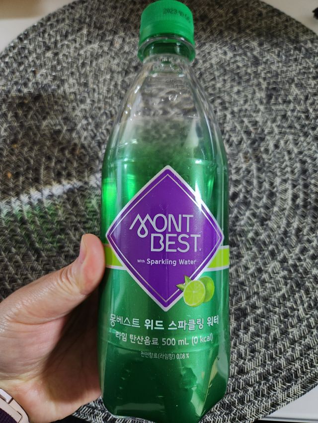 Montbest with Sparkling water Lime20병 리뷰 사진