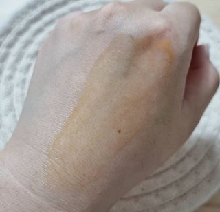 유니베르소 로즈힙 오일 15ml — 3점을 준 리뷰어가 2021년 7월 올린 사용 사진
