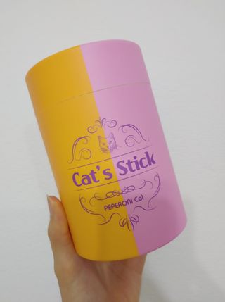 페페로니 맛있는 스틱 - 무항생제 닭고기 15개 + 알래스카 연어 15개 — 5점을 준 리뷰어가 2021년 8월 올린 사용 사진