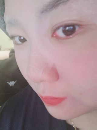 태그스킨 4스텝 주름개선 피부미백 영양 마스크팩 3개 세트(최신버전) — 5점을 준 리뷰어가 2022년 5월 올린 사용 사진