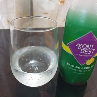 몽베스트 Montbest with Sparkling water Lemon OR Lime 20병(랜덤) — 5점을 준 리뷰어가 2022년 7월 올린 사용 사진