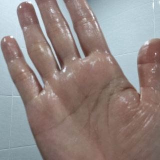 스킨큐어 산다화 순한 클렌징 동백 오일 200ml — 4점을 준 리뷰어가 2023년 8월 올린 사용 사진