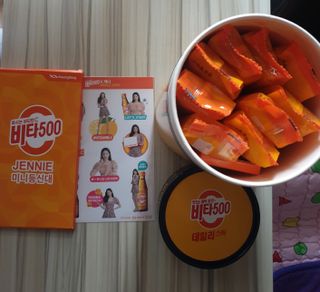 광동생활건강 [광동] 제니비타민C 비타500데일리스틱 180포+제니등신대+제니스티커 — 5점을 준 리뷰어가 2021년 12월 올린 사용 사진