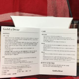 [골드앤디어]14k 미니 스틱 바 귀걸이_3color — 5점을 준 리뷰어가 2021년 6월 올린 사용 사진
