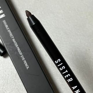 씨스터앤 더블이펙트 워터프루프 아이펜슬 11종 택 1 — 5점을 준 리뷰어가 2022년 1월 올린 사용 사진
