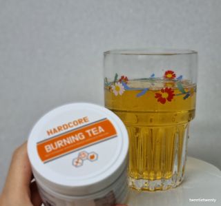 뉴트리션팩토리 하드코어버닝티 오리지널 — 5점을 준 리뷰어가 2021년 8월 올린 사용 사진