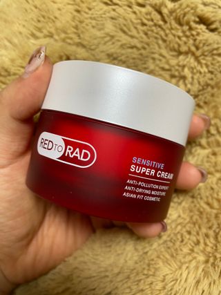 레드투래드 센서티브 슈퍼 크림 50ml — 5점을 준 리뷰어가 2021년 10월 올린 사용 사진