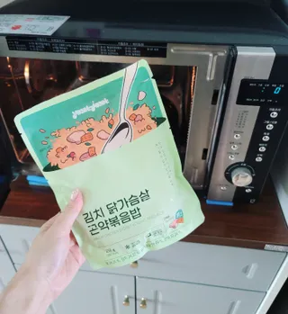 [푸딩팩토리] 요잇조잇 닭갈비 닭가슴살/김치 닭가슴살 곤약볶음밥 2종 (김치볶음밥 2개 닭갈비 볶음밥 1개) — 5점을 준 리뷰어가 2022년 7월 올린 사용 사진