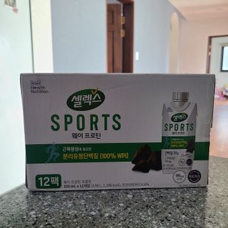 셀렉스스포츠 셀렉스 스포츠 웨이 프로틴 초콜릿 _ 330ml x 12팩 — 4점을 준 리뷰어가 2021년 3월 올린 사용 사진