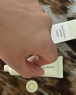 젠바이오 코스메틱스 젠바이오수딩크림]   가려운 피부 & 아토피 원픽 크림 — 5점을 준 리뷰어가 2022년 7월 올린 사용 사진
