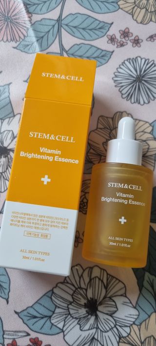 체르엠 스템앤셀 비타민 브라이트닝 에센스 30ml 1개 — 4점을 준 리뷰어가 2021년 9월 올린 사용 사진