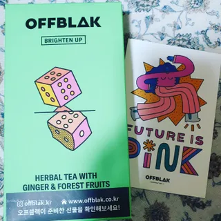 [오프블랙] 얼굴톤이 달라지는 히비스커스티 브라이튼업 — 5점을 준 리뷰어가 2022년 6월 올린 사용 사진