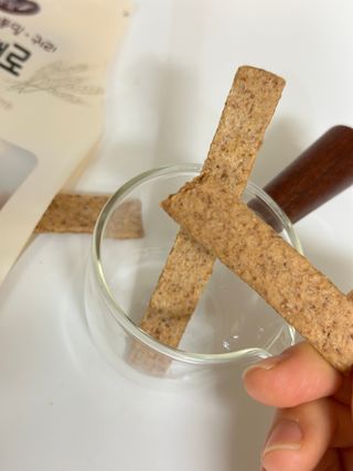 밸런스 다이어트랩 밸다랩 발아통밀 수제간식 살빼로 70g X 5봉 — 5점을 준 리뷰어가 2023년 4월 올린 사용 사진