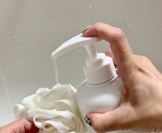 [닥터문] 센텔라 시카케어 화이트머스크 바디워시 1000ml — 5점을 준 리뷰어가 2023년 6월 올린 사용 사진
