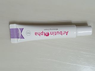 이엔코스 알부틴 알파 화이트닝크림 — 4점을 준 리뷰어가 2021년 2월 올린 사용 사진