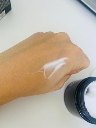 비프리코스메틱 뉴 프레쉬 크림 80ml — 4.5점을 준 리뷰어가 2023년 2월 올린 사용 사진